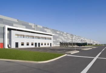 Location entrepôt Port-Saint-Louis-du-Rhône - Proximité terminal containers