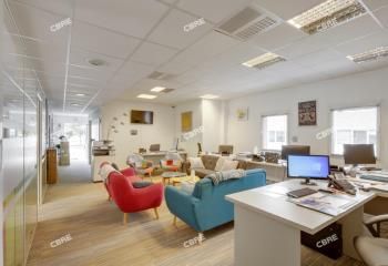 Location bureaux Mérignac - Proche bus, tramway et rocade