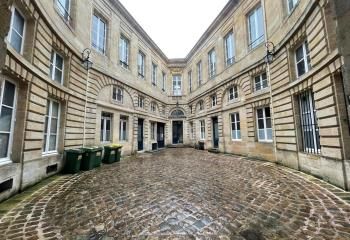 Location bureaux Bordeaux - Proximité Place Tourny, Tramway et Bus