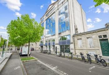 Location bureaux Bordeaux - Proche Tramway Gaviniès et centre-ville