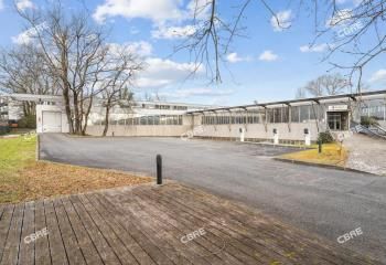 Vente bureaux Bruges - Proche Tramway ligne C et bus