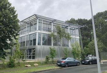 Location bureaux Eysines - Proche rocade et aéroport Bordeaux Mérignac