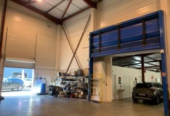 Location entrepôt Saint-Médard-d'Eyrans - Proche A62