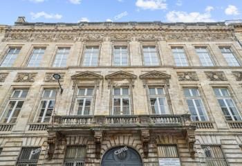 Location bureaux Bordeaux Triangle d'Or - Proximité transports en commun et quais de Garonne