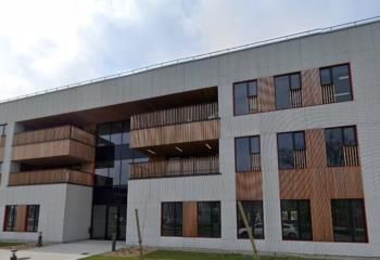 Location bureaux Pessac - Proche tramway, bus et commerces