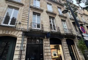Location bureau Bordeaux centre - Proche tramway et bus