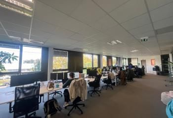 Location bureaux Pessac - Proche tramway et bus, 9 km de l'aéroport