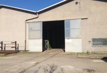 Entrepôt à louer Ambarès-et-Lagrave - Proximité zone industrialo-portuaire