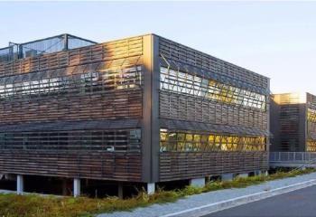 Location bureaux Pessac - Parc du Bourghail, proche Rocade et Gare Alouette