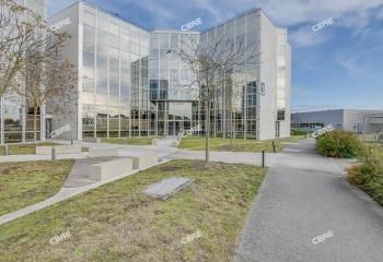 Location bureaux Pessac - Proche Rocade, bus et autoroute