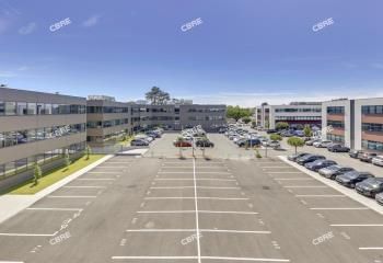 Location bureaux Pessac - Proche bus, tramway et autoroute