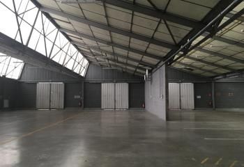 Location activité/entrepôt - 1406 m²