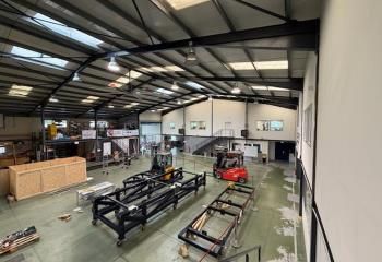 Bâtiment industriel à vendre Le Haillan - Proche aéroport Bordeaux-Mérignac