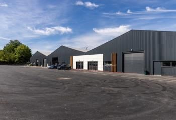 Location cellule d'activité Neuville-en-Ferrain - Proximité A22