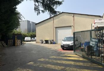 Locaux d'activités à louer Saint-Genis-Laval - Proximité A450 et A7