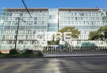 Location bureaux Lyon 3 - Proche Part-Dieu, métro, tramway, bus et gare