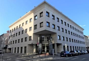 Location bureaux Lyon 9 - Proche métro, bus et autoroute