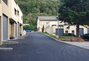 Locaux d'activité à louer Fleurie-sur-Saône - Parc rénové