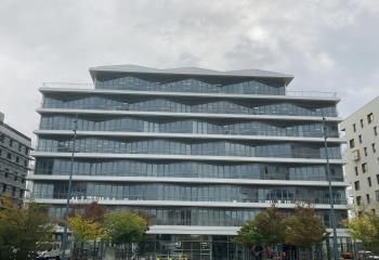 Location bureaux Vénissieux - Proche métro D et Tram T4