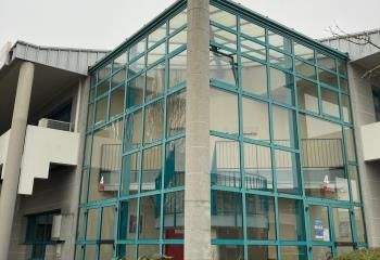 Vente bureaux Bron - Proche Tramway T5, autoroutes A42/A43 et périphérique