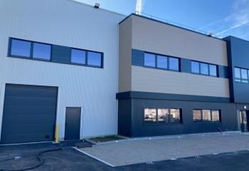 Location cellule Colombier-Saugnieu - Proche A43, A42 et aéroport Lyon Saint-Exupéry