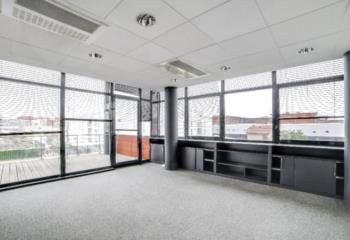 Location bureaux Lyon 8 - Proche transports et commerces