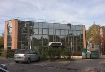 Location bureaux Limonest - Proche autoroutes A6, A89 et périphérique Nord