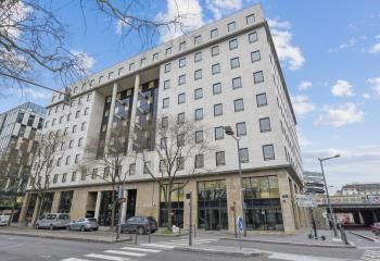 Location bureaux Lyon 6 - Proche Part-Dieu et Brotteaux, métro, tramway, bus