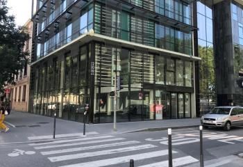 Location bureaux Lyon 7 - Proche métro Jean Jaurès et périphérique