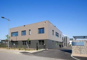 Locaux d'activité à louer Saint-Priest - Proximité Parc de Parilly