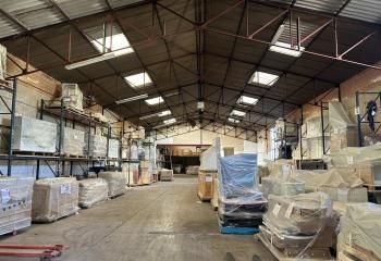 Vente entrepôt Saint-Bonnet-de-Mure - Proche A43 et A46