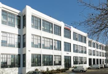 Location bureaux Vaulx-en-Velin - Carré de Soie - Métro, tram, autoroutes