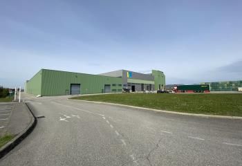 Entrepôt à vendre Isère - Proche aéroport Grenoble-Alpes et A48