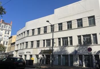 Vente immeuble bureaux Lyon 7 - Proche métro, bus, tram et gare Part-Dieu