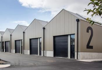 Locaux d'activité à vendre Toussieu - Proche Rocade Est et A43