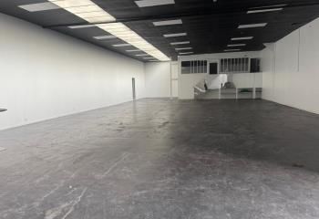 Local d'activité à louer Villeurbanne - Proche périphérique Laurent Bonnevay