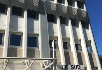 Location bureaux Marseille 8 - Proche centre commercial Bonneveine et bus