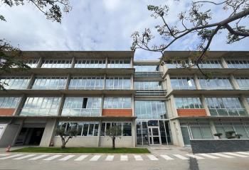 Location bureaux Marseille 14 - Proche métro, bus et autoroutes