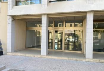 Local commercial à louer Hyères - Avenue Gambetta