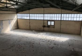 Location activité/entrepôt - 450 m²