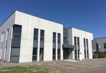 Location bureaux Saint-Herblain - Proche route de St Nazaire, nombreux parkings