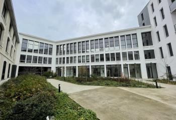 Location bureaux Nantes centre-ville - Proche Tramway ligne 2 et SNCF