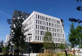 Location bureaux Nantes centre - Proche gare et transports en commun