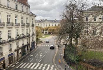 Location bureaux Nantes hypercentre - Proche bus, tram et gare
