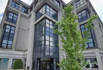 Location bureaux Nantes - Proche tramway ligne 1 et bus