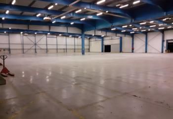 Location bâtiment d'activités et logistique Changé - Proximité A81