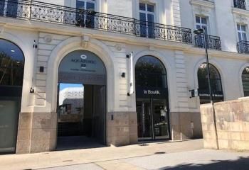 Location bureaux Nantes centre - Proche Radisson et place Aristide Briand