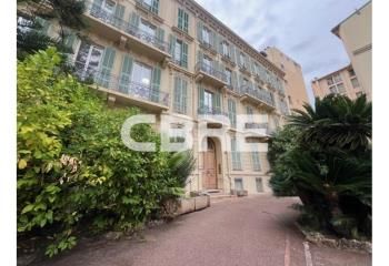 Location bureaux Nice centre-ville - Proche avenue Jean Médecin, bus et tramway