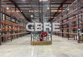 Location entrepôt Le Broc - Proche A8 et accès poids-lourds