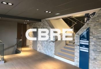 Location bureaux Sophia Antipolis - Proche autoroute A8, bus, tram et aéroport Nice